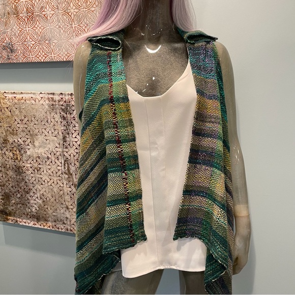 Hand Woven Spring Tunic / Vest - Picture 3 of 15